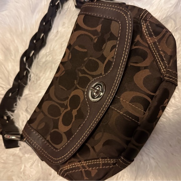 Vintage Coach purse excellent like new condition - Picture 4 of 8